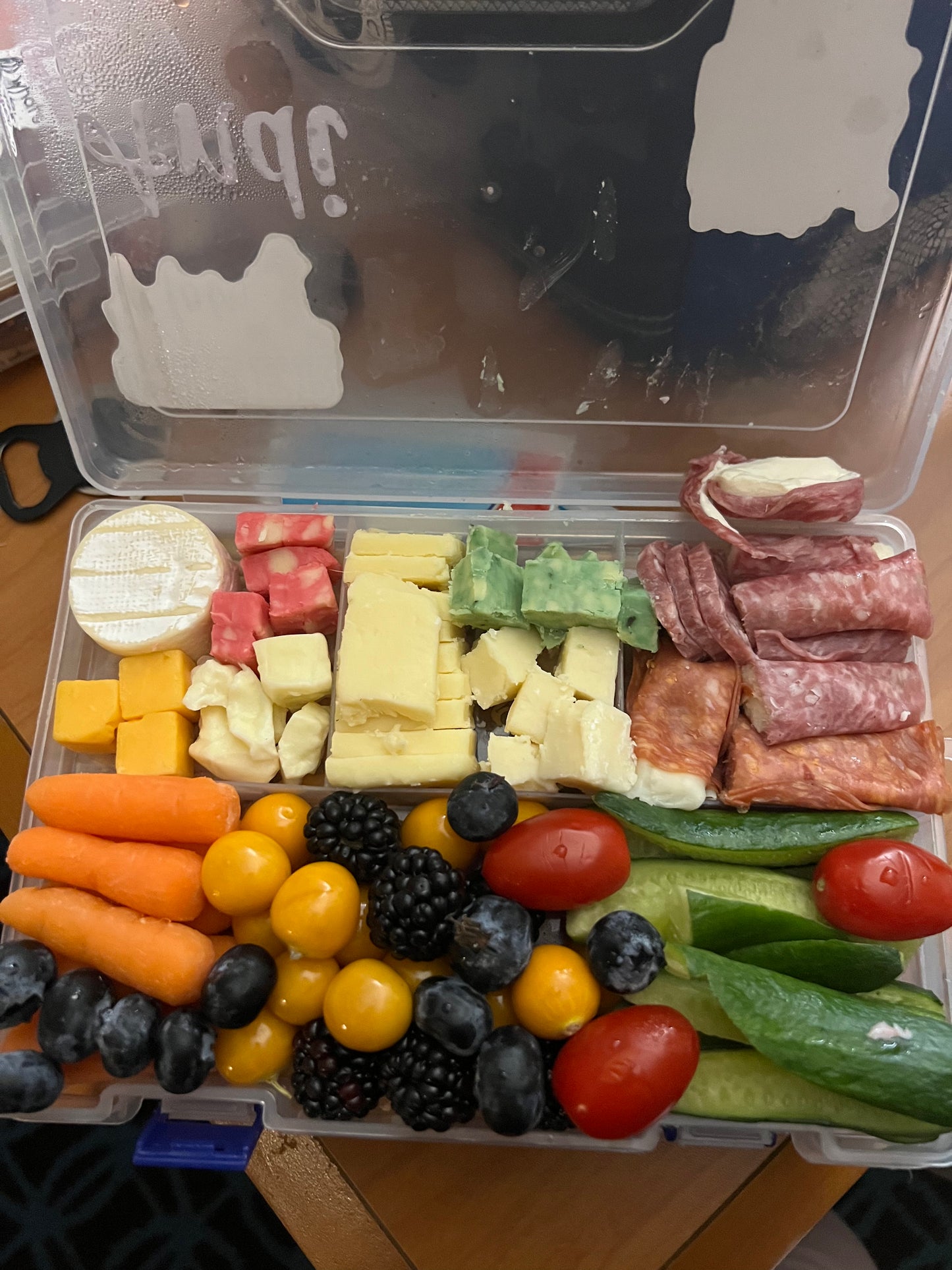 Snackle box